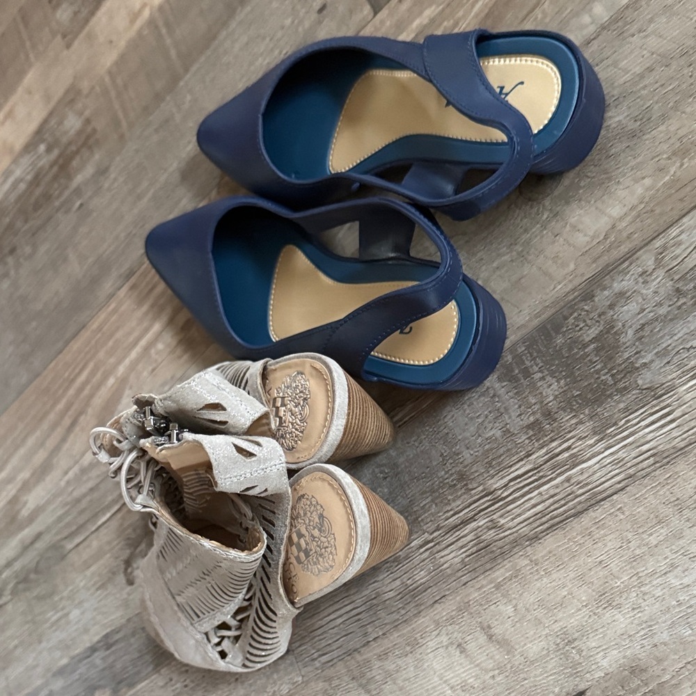 Bundle Women's Gray and Blue Sandals Size 6 - Picture 7 of 8